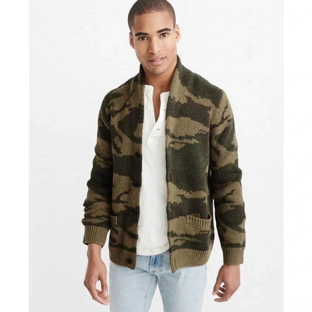 Abercrombie & Fitch Men's Shawl Cardigan in Olive Camo Size XXL - Picture 12 of 14